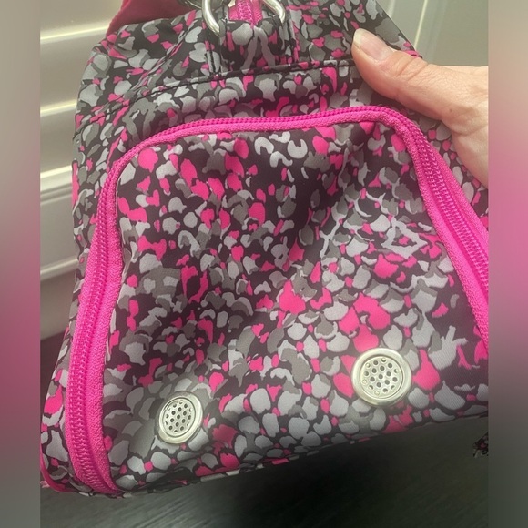 IVIVVA Retired Pink Dot Dance Gym Luggage Bag - Picture 7 of 16